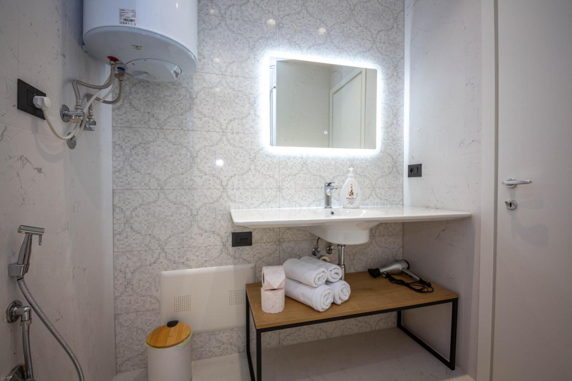 Blloku Unique Apartments 2 Tiranë Rom bilde